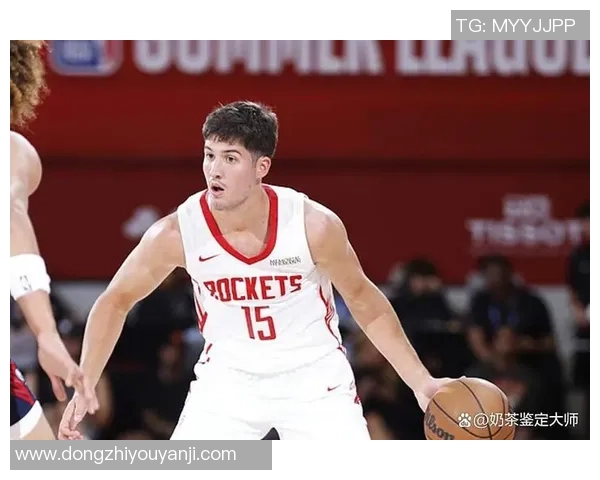 谢泼德背后切帽技惊全场追身三分稳如冷箭引爆全场激情